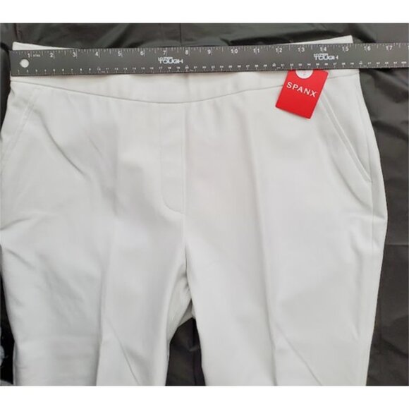NWT SPANX Hi-Rise Smoothing Shapewear Kick Flare Pants Opaque White Size L - Picture 8 of 14